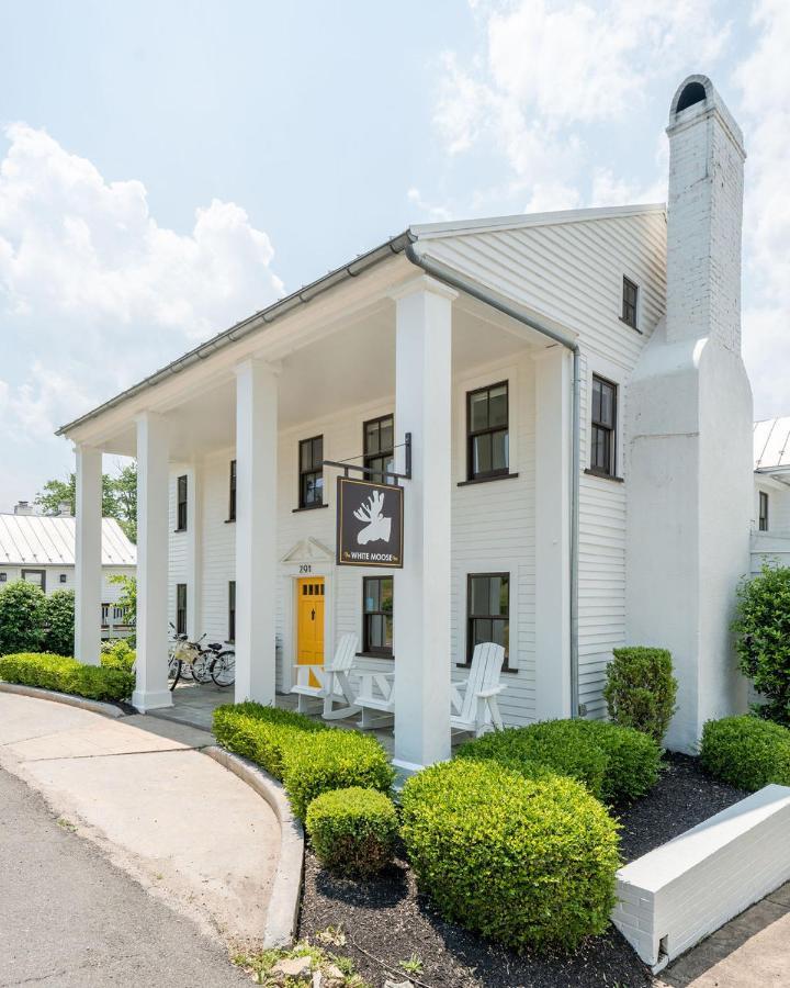 White Moose 4* Washington